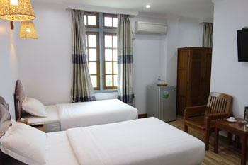 superior room chindwin hotel monywa myanmar